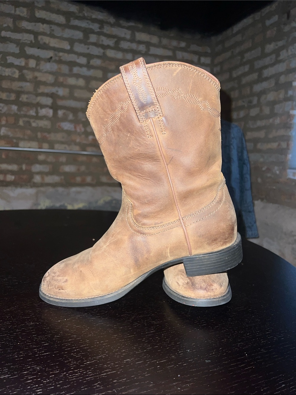 Ariat woman’s boots. Style number 10002284. Size 7